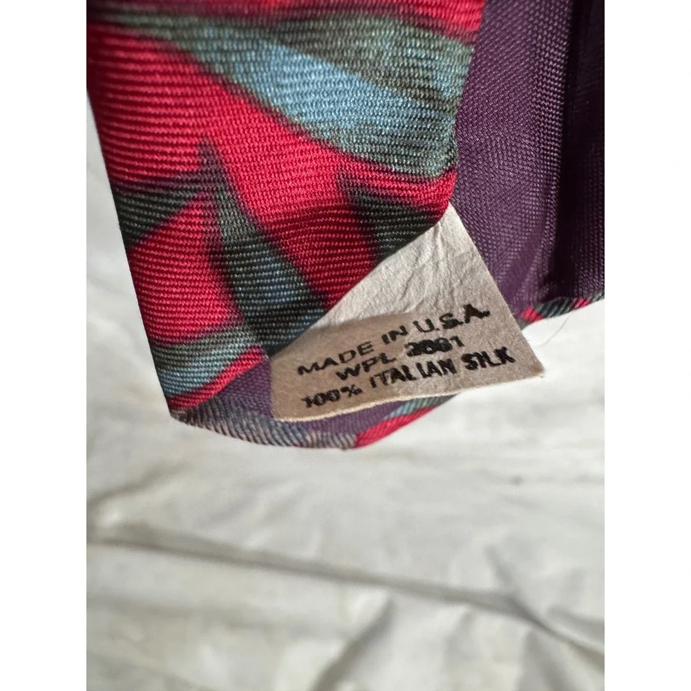 Halston III Vintage Red Floral Silk Tie Made in USA Italian Silk Necktie
